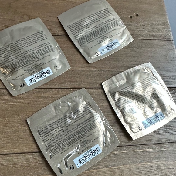 DIOR Prestige La Mousse Micellaire Cleansing Foam Face Wash .17oz Packets - Picture 2 of 5